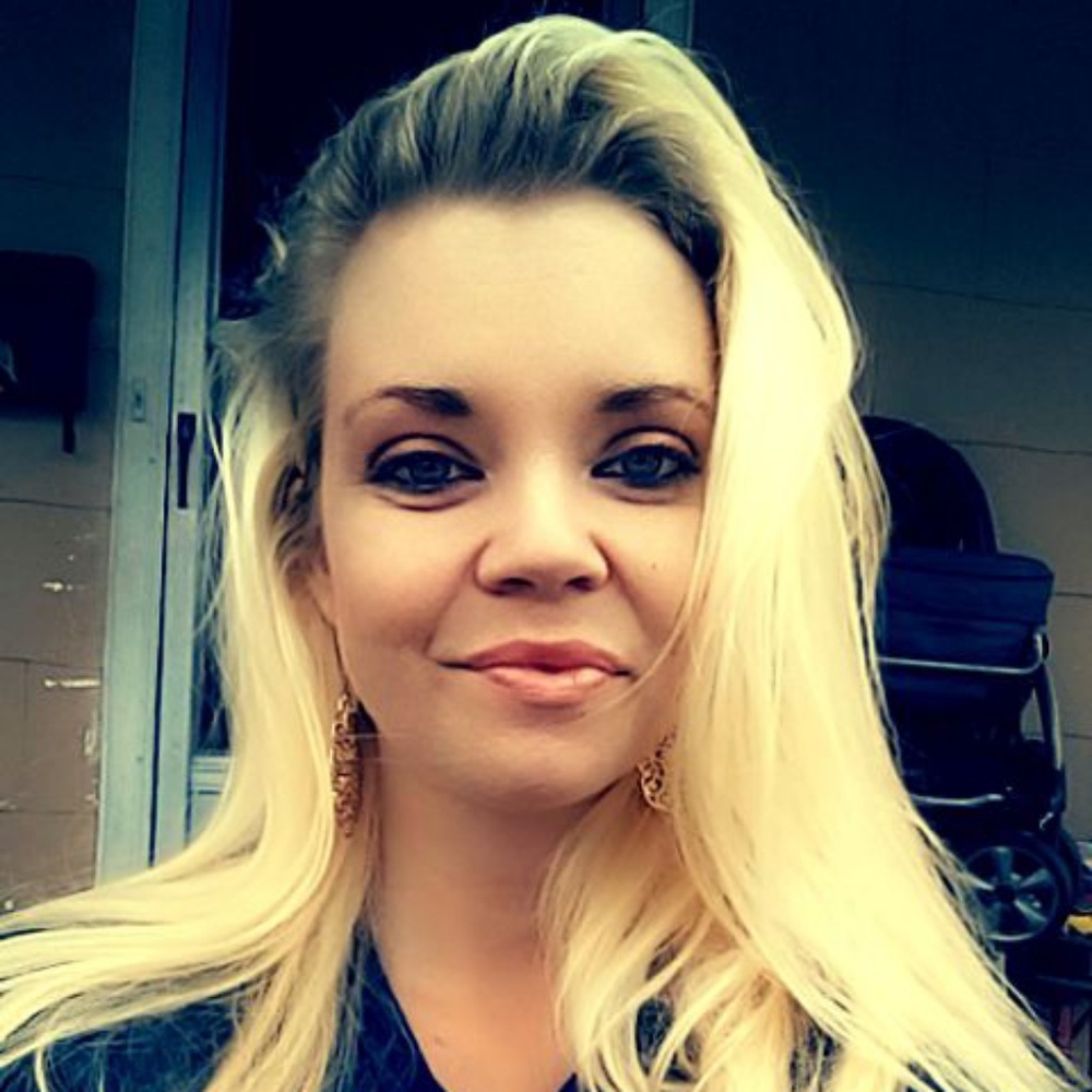 Meet your Posher, Amelia